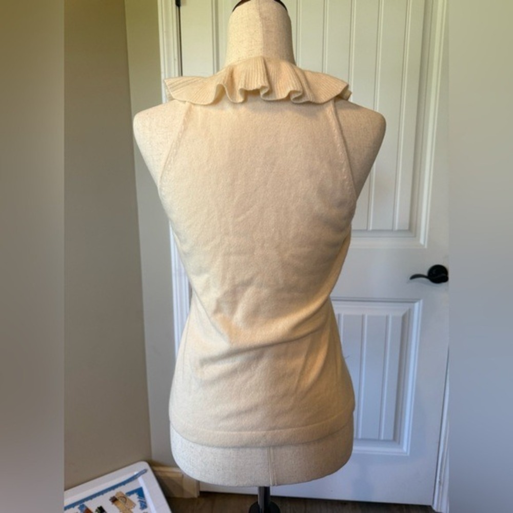Ann Taylor Cashmere Cream Ruffle Neck Sleeveless Sweater Top Womens Size S - Picture 5 of 6